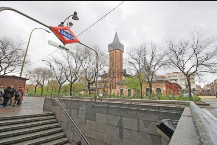 Cute Loft, 6 Metro Stops From Downtown, Ac & Wifi * Madrid