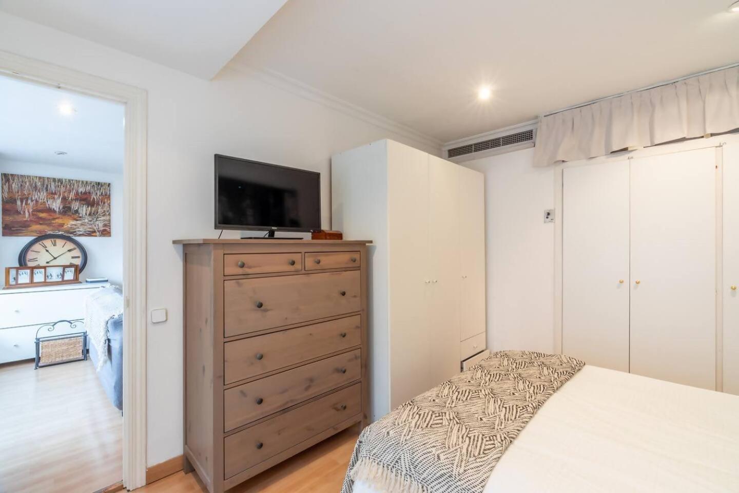 Moderno En Chamberi Apartment