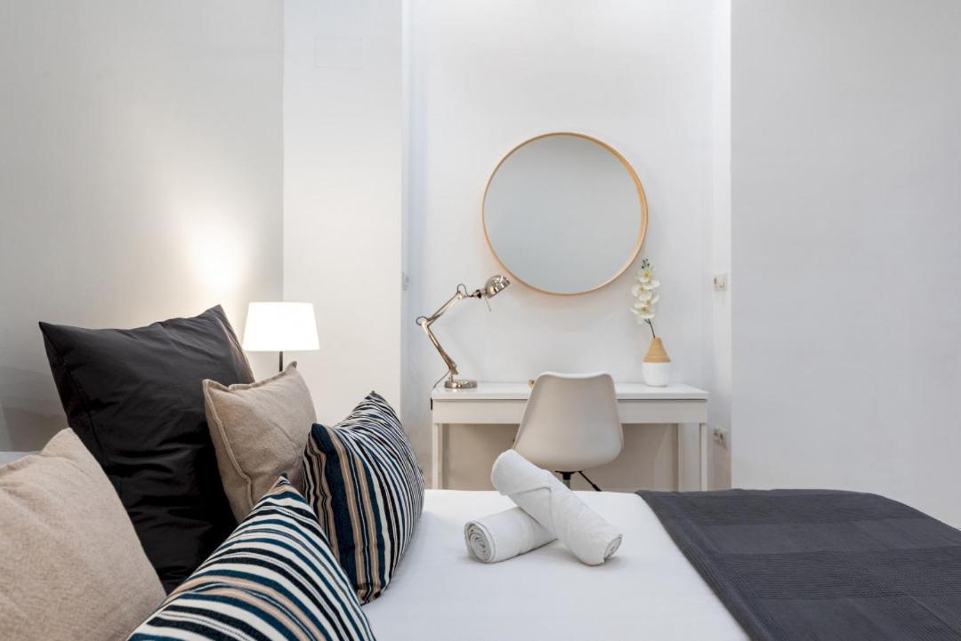 Cozy One-bedroom La Latina Apartment
