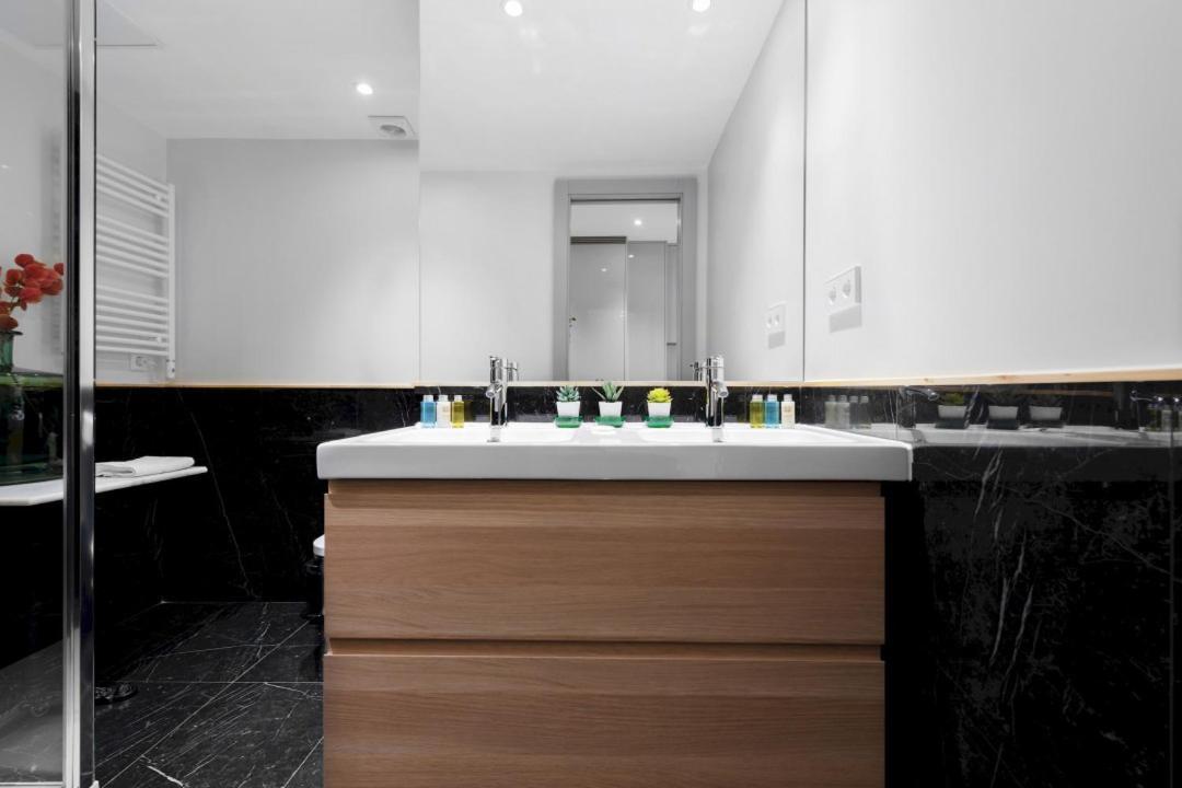2 Bedrooms 1 Bathroom Furnished - Justicia - Executive Style - Mintystay Apartment *