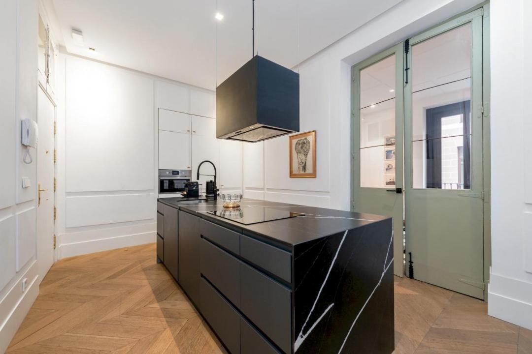 Stylish & Centric- 2bd 2bth Magdalena * Madri