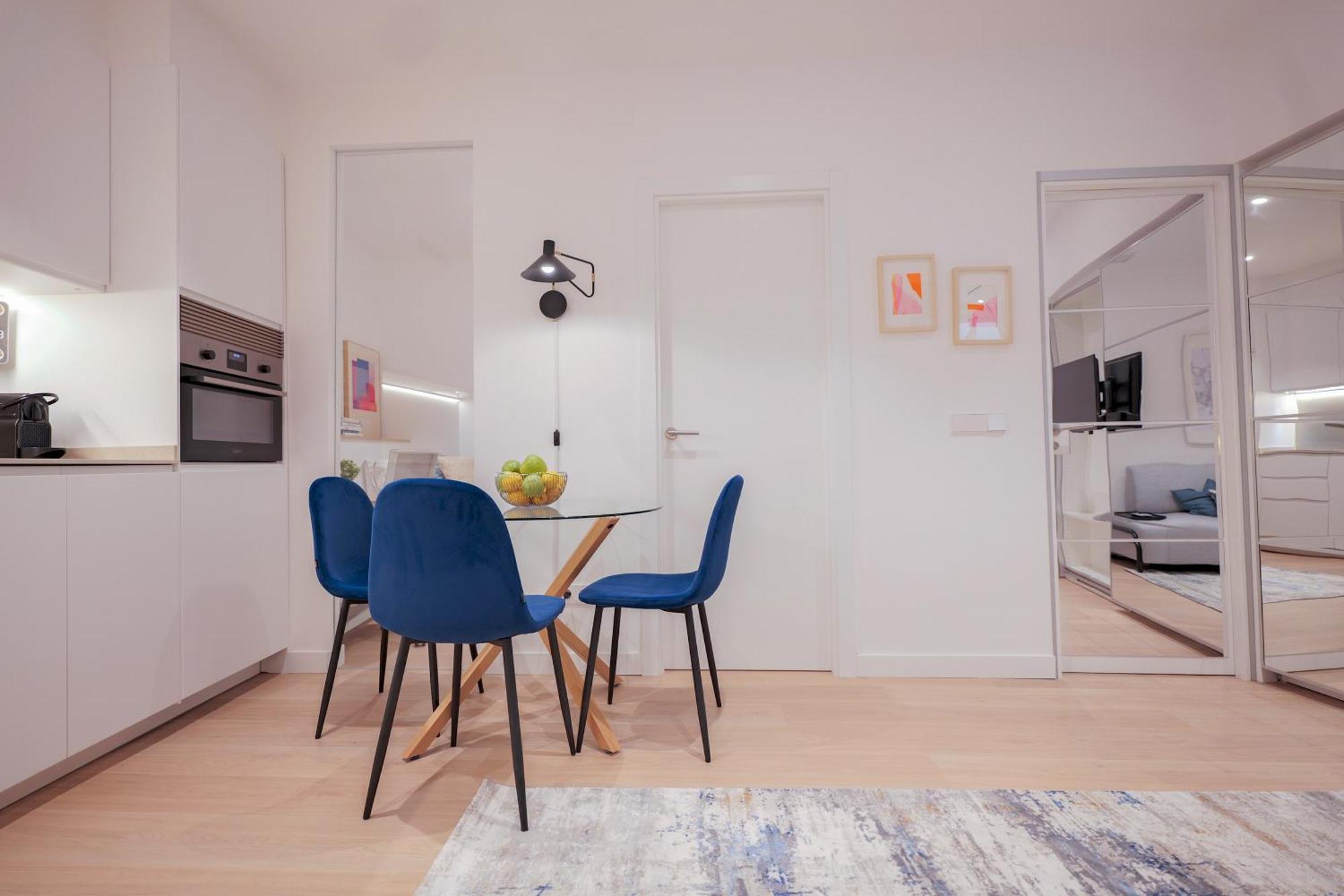 Apartment Delightful 2br Flat In Chic Chueca Madrid