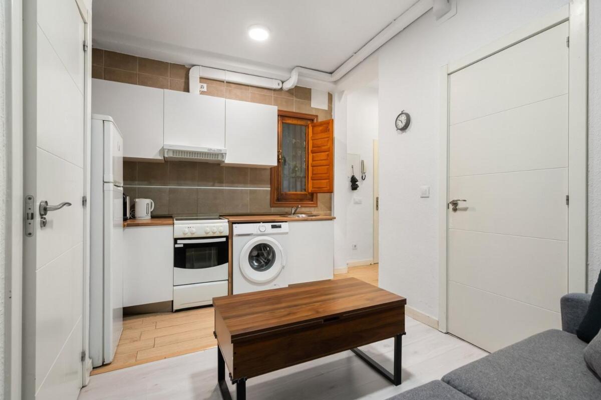 Downtown 2 Bedrooms Apartment Madrid