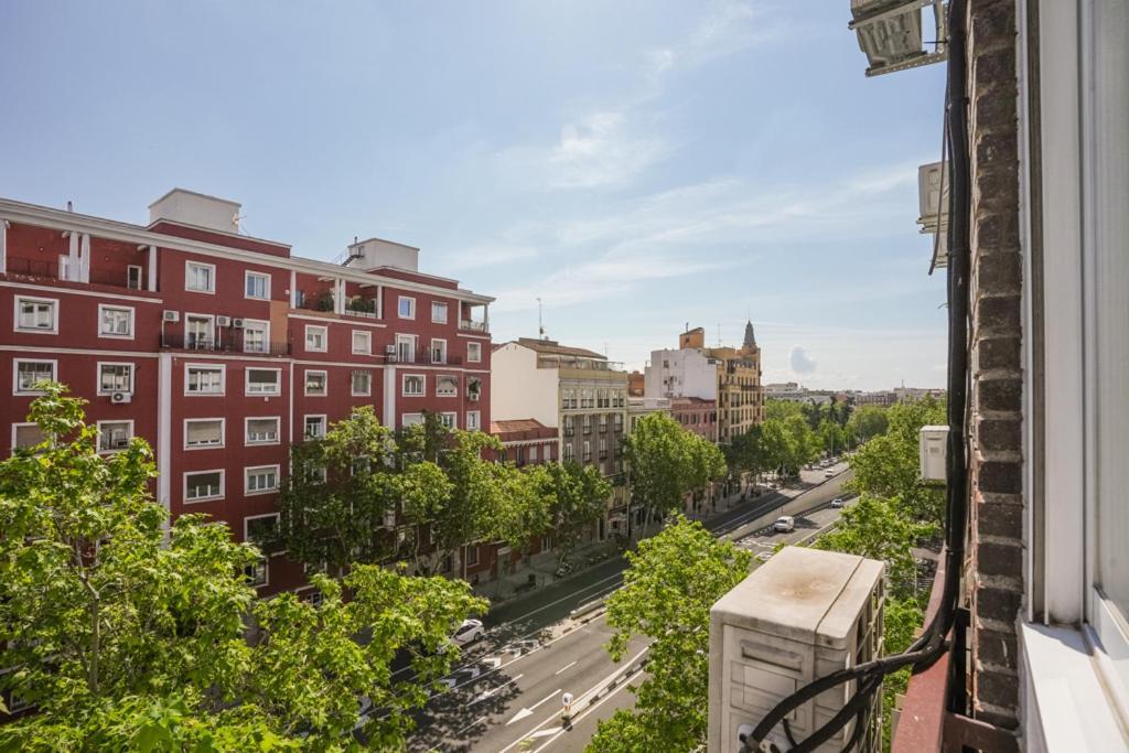 Cozy And Bright - 1 Bedroom 1 Bathroom - Salamanca Apartment