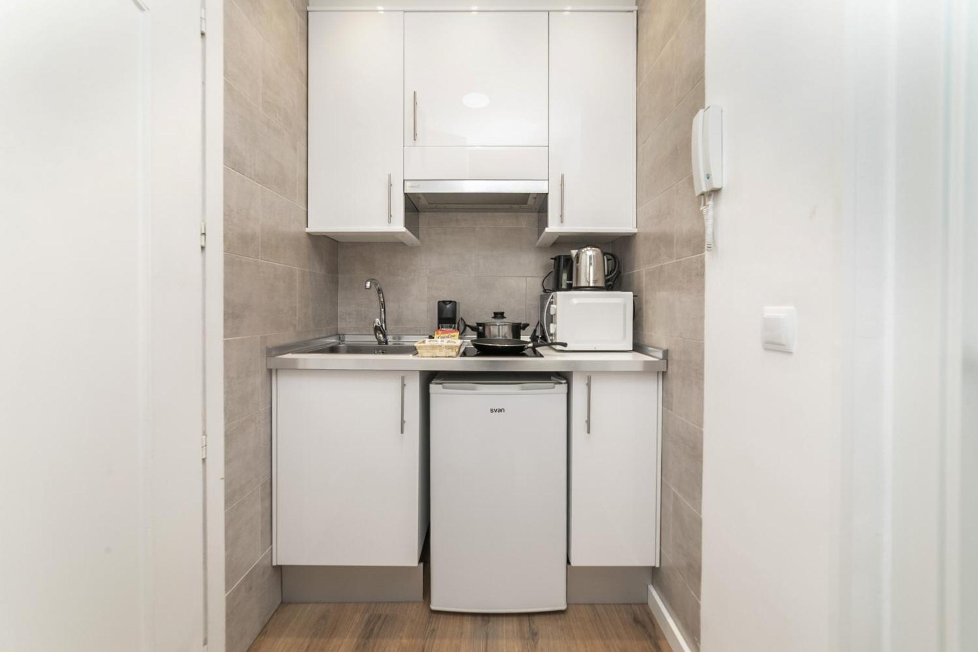 Classy Iii - Ferga Apartment Madrid