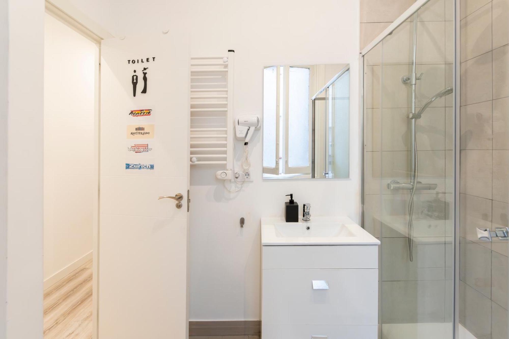 Apartment Washington Con Comodidad Y Zonas Compartidas Gran Via-madrid Temporal Sbe104 Madrid
