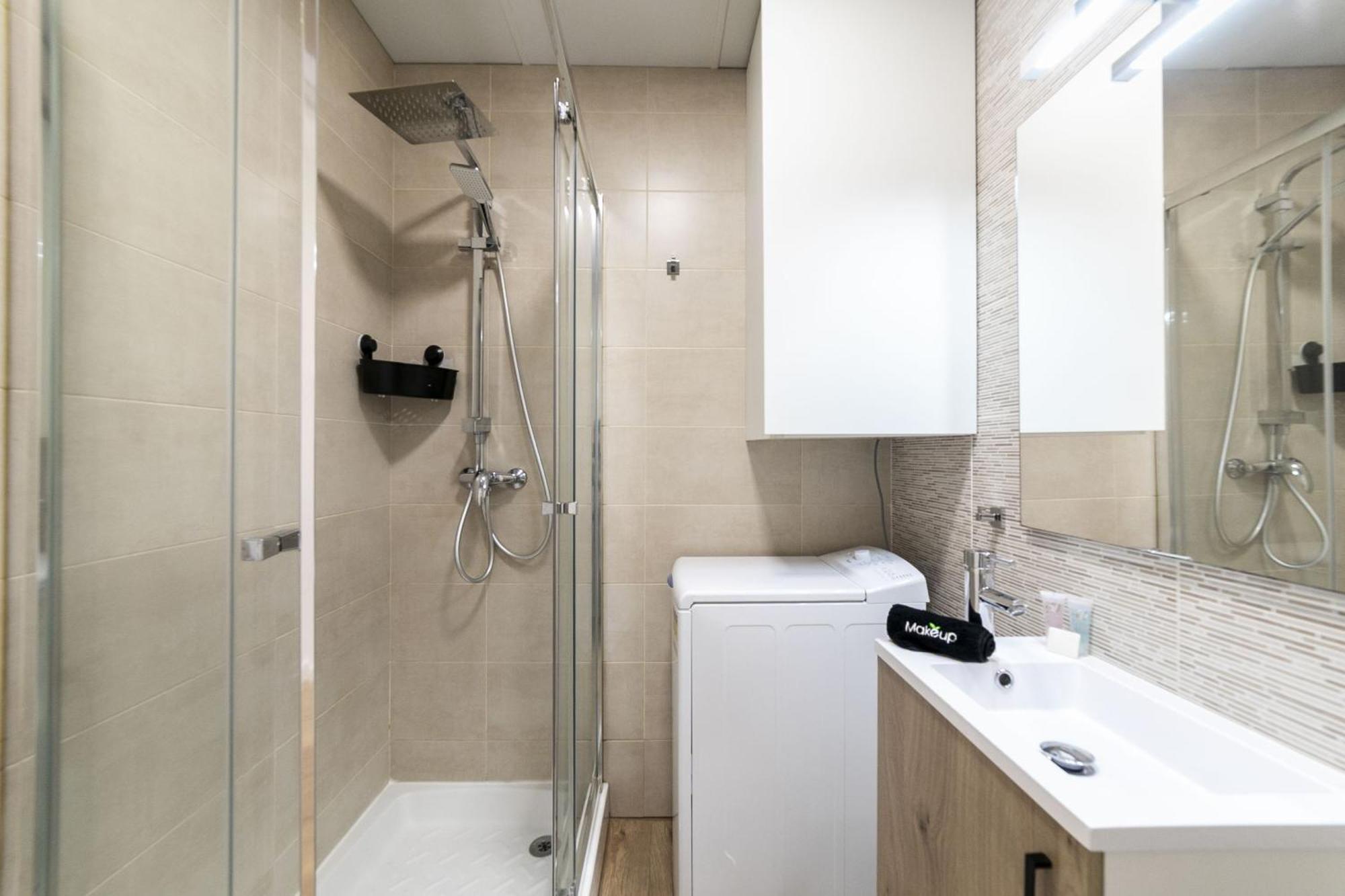 Deluxe Iii - Ferga * Madrid