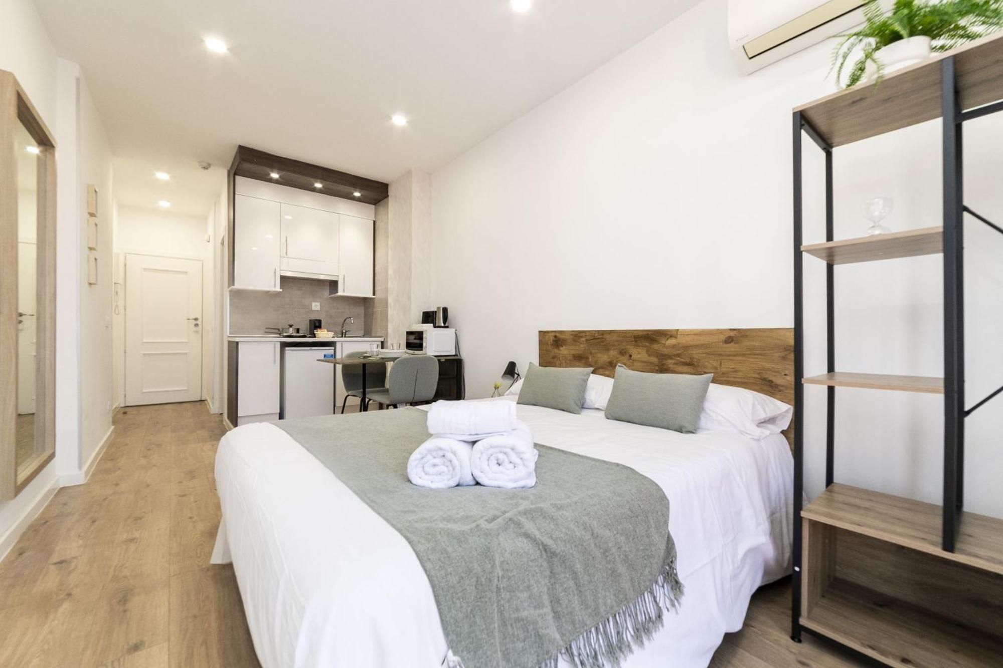 Deluxe Iii - Ferga * Madrid