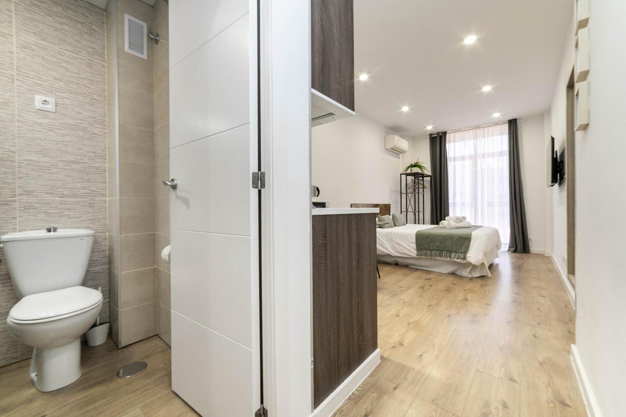 Deluxe Iii - Ferga Apartment