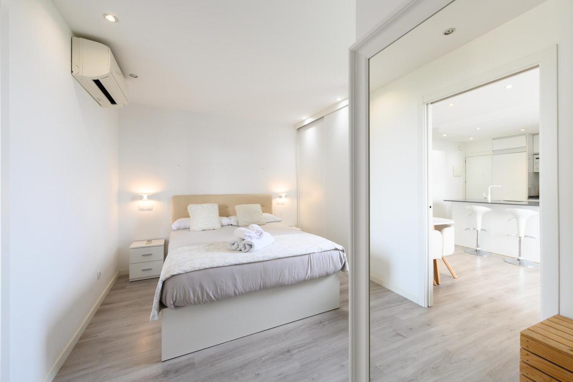 Apartment Perfect Getaway In 1-bedroom Temporary Mpi27613 Madrid