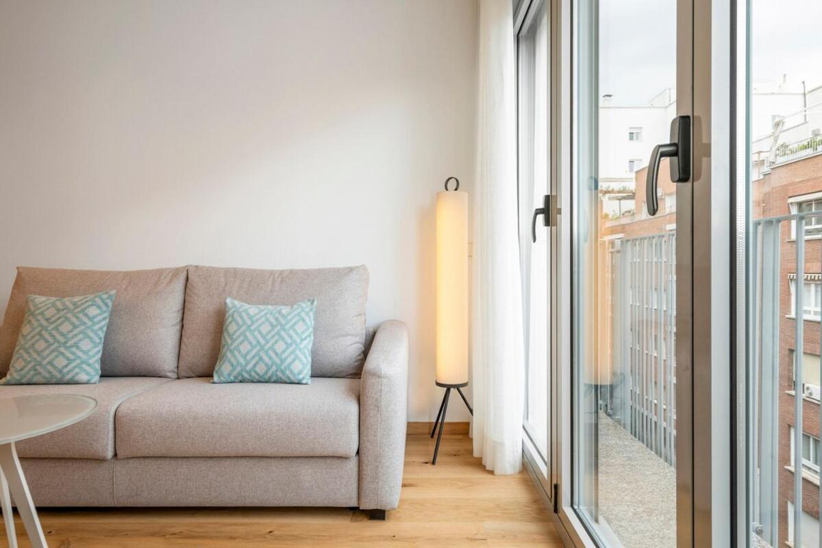 Elegance & Comfort In Chamberi- 2b *