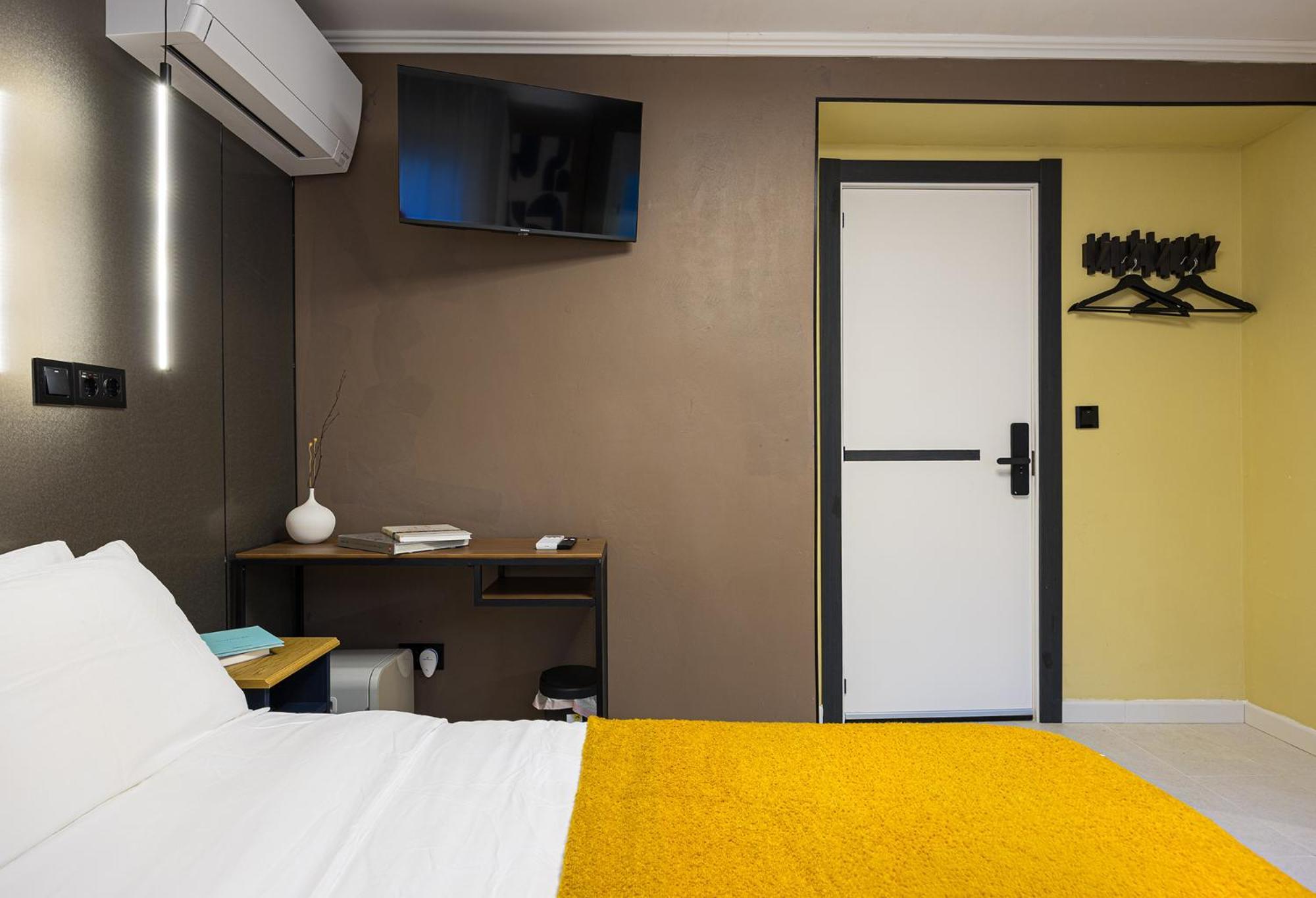 Apartahotel The 126