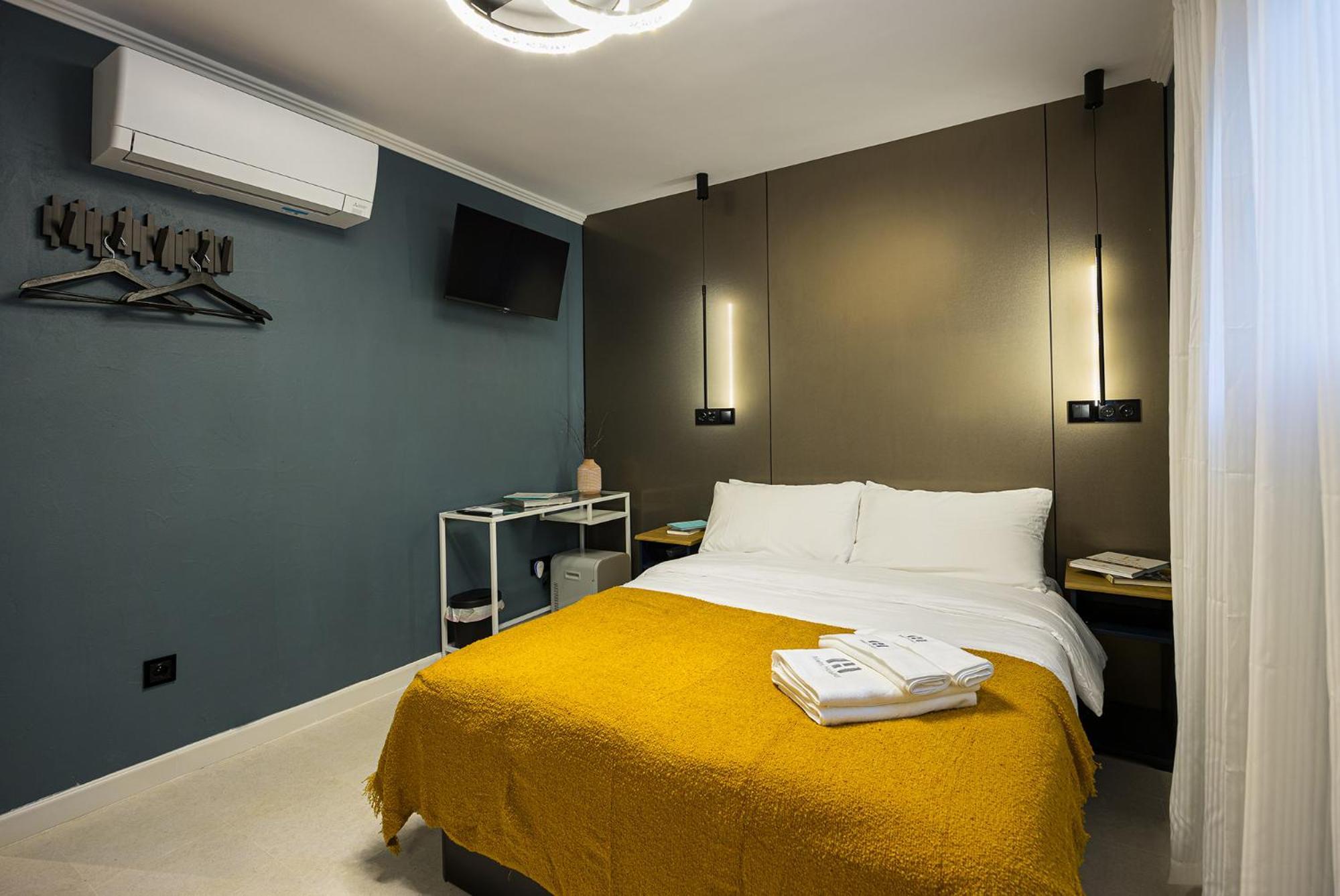 Aparthotel The 126 *