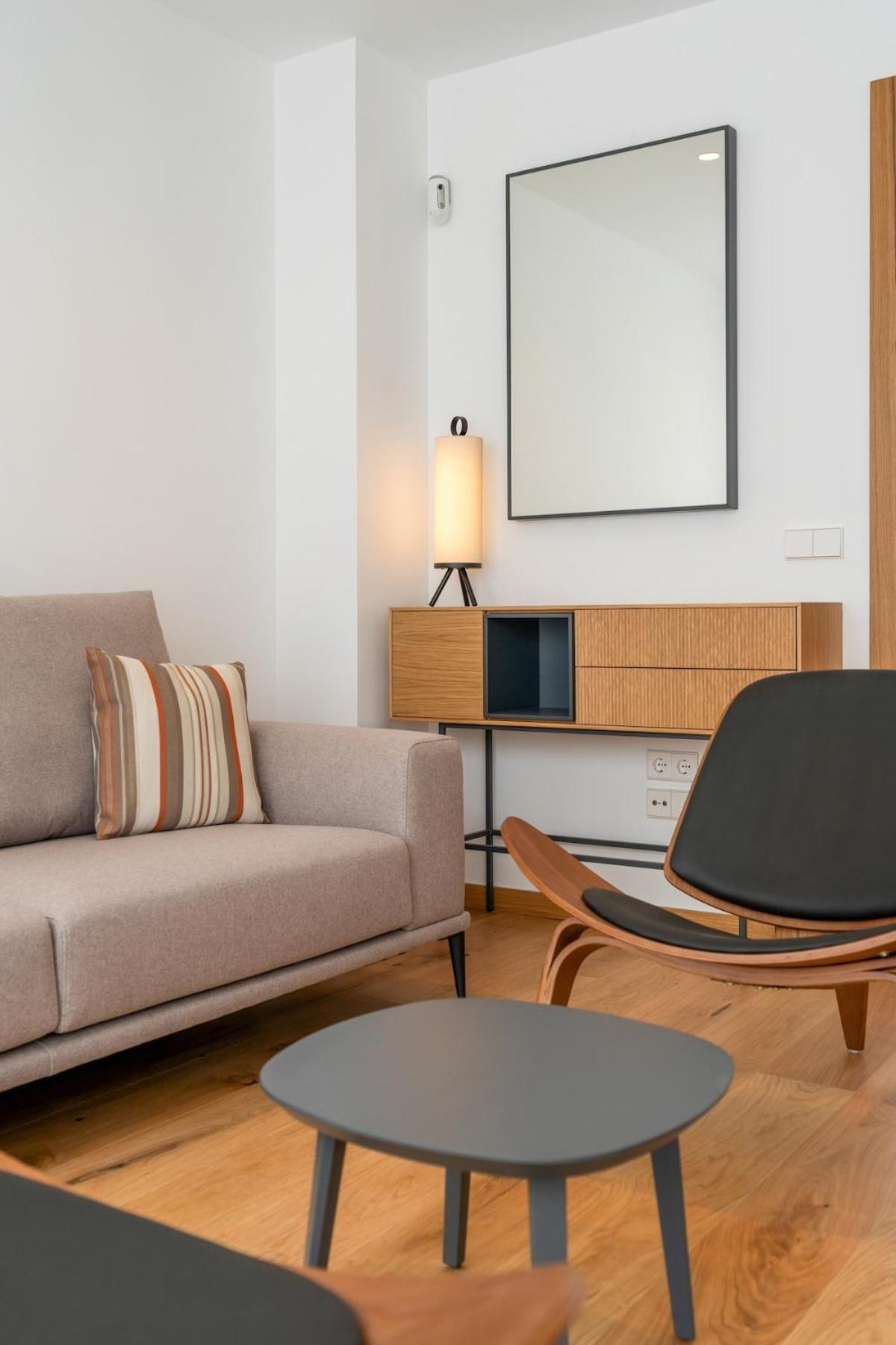 Spectacular Penthouse In Chamberi- Atico A Apartamento