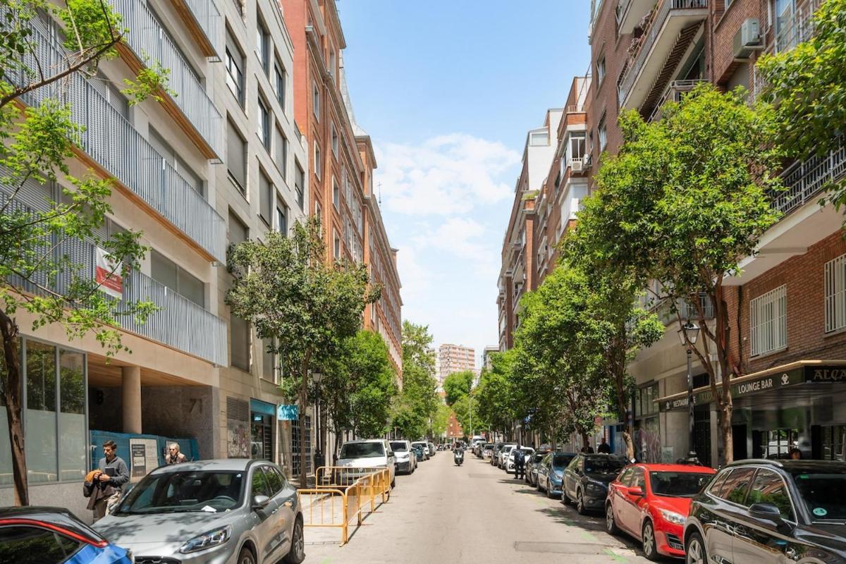 Spectacular Penthouse In Chamberi- Atico A Apartamento *