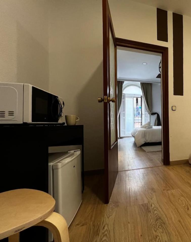 Plaza Espana B Guest house *