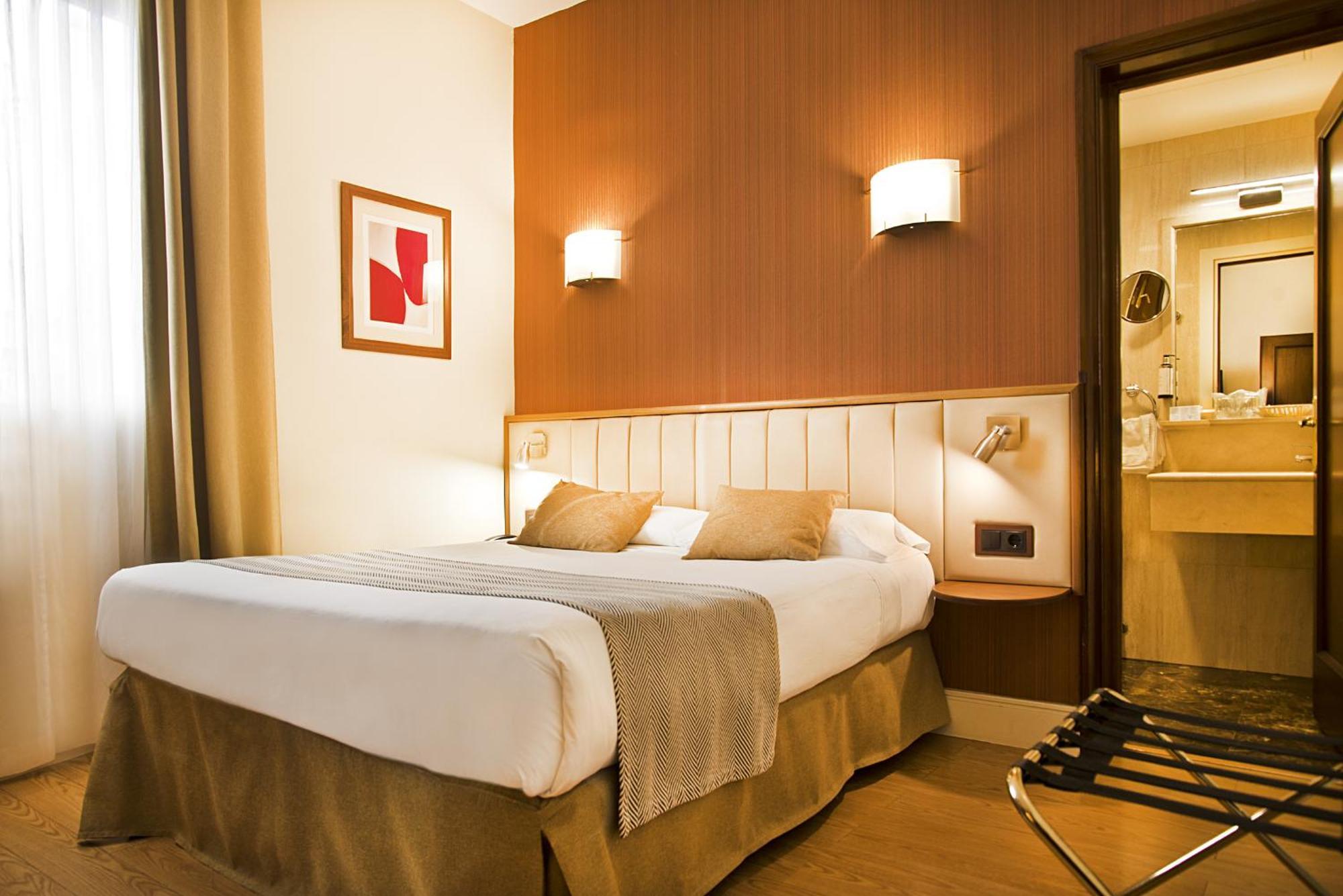 Hotel Hospedium Condes 3*
