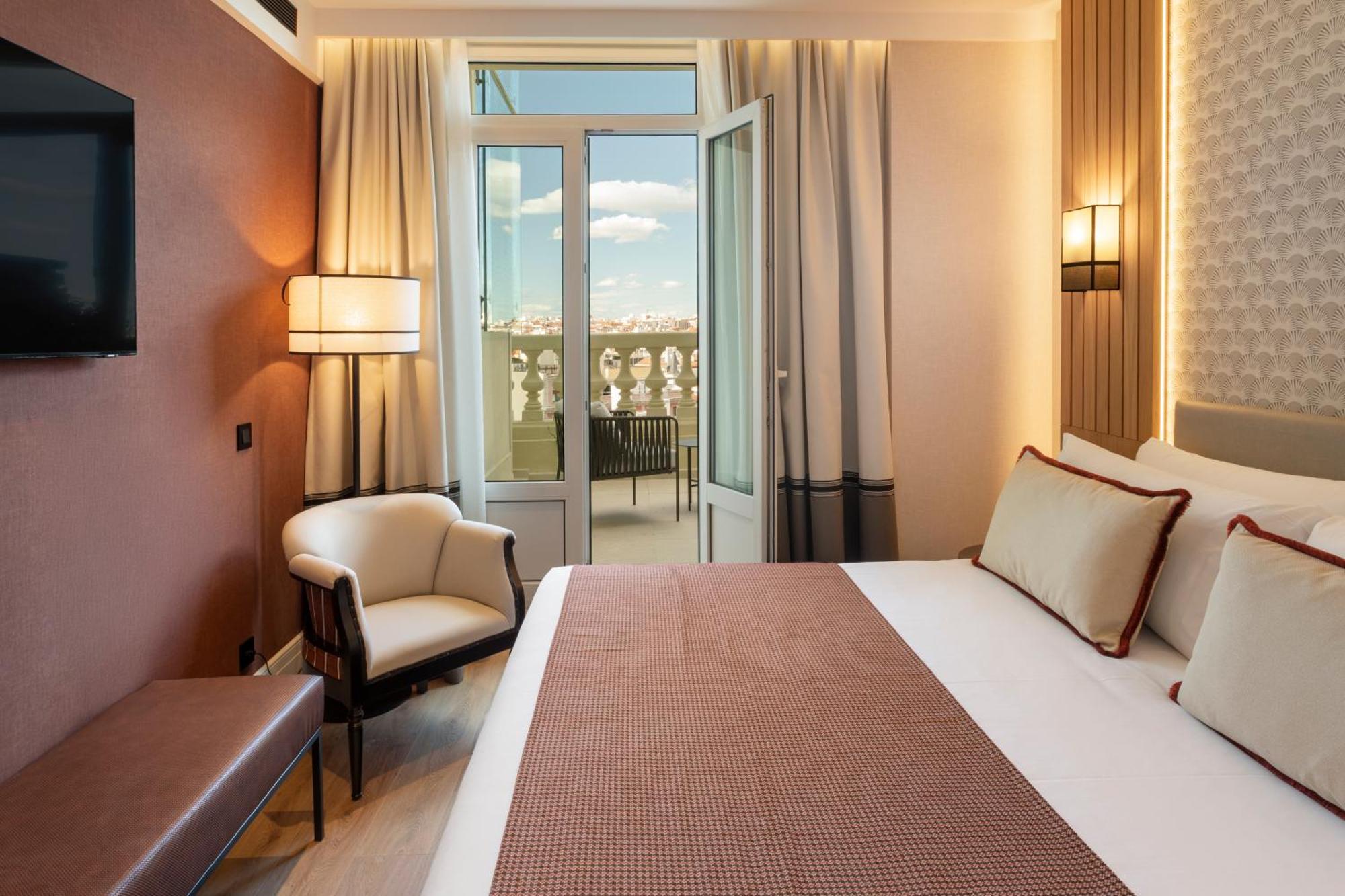 Catalonia Plaza Espana & 4*