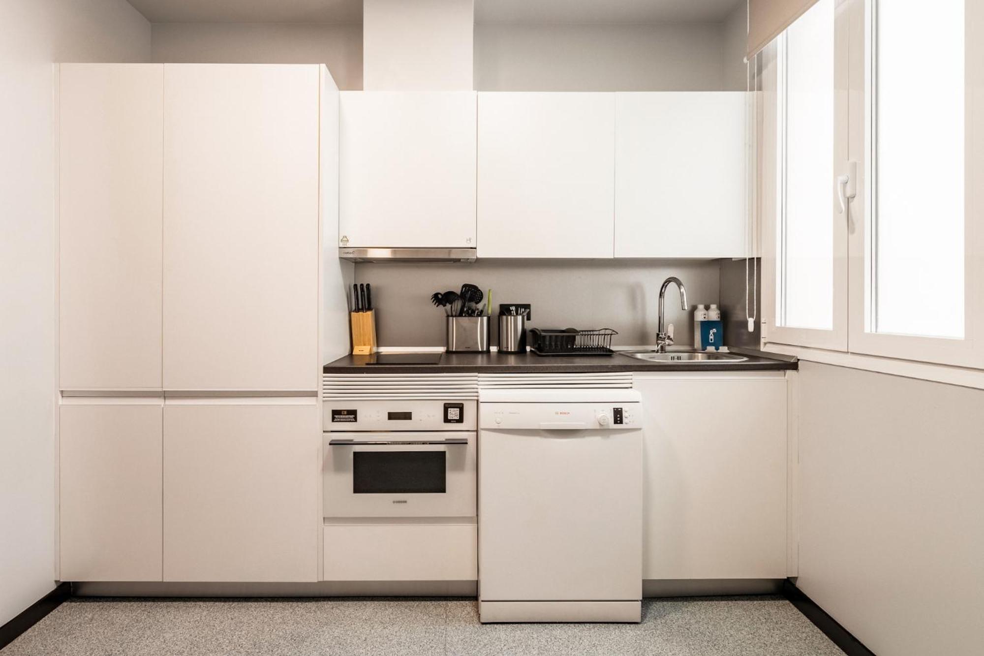 Bob W Arte Aparthotel 4*