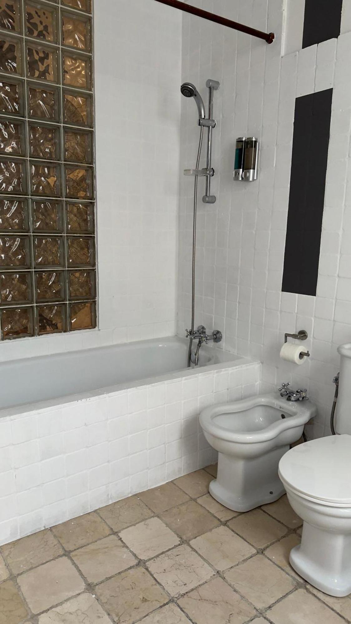 Premium E Guest house
