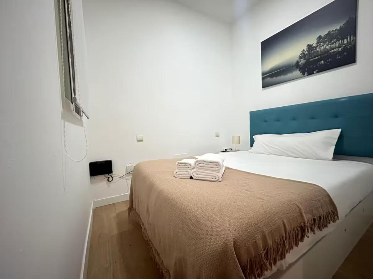 Flat In Vallecas - Your Urban Oasis In Madrid