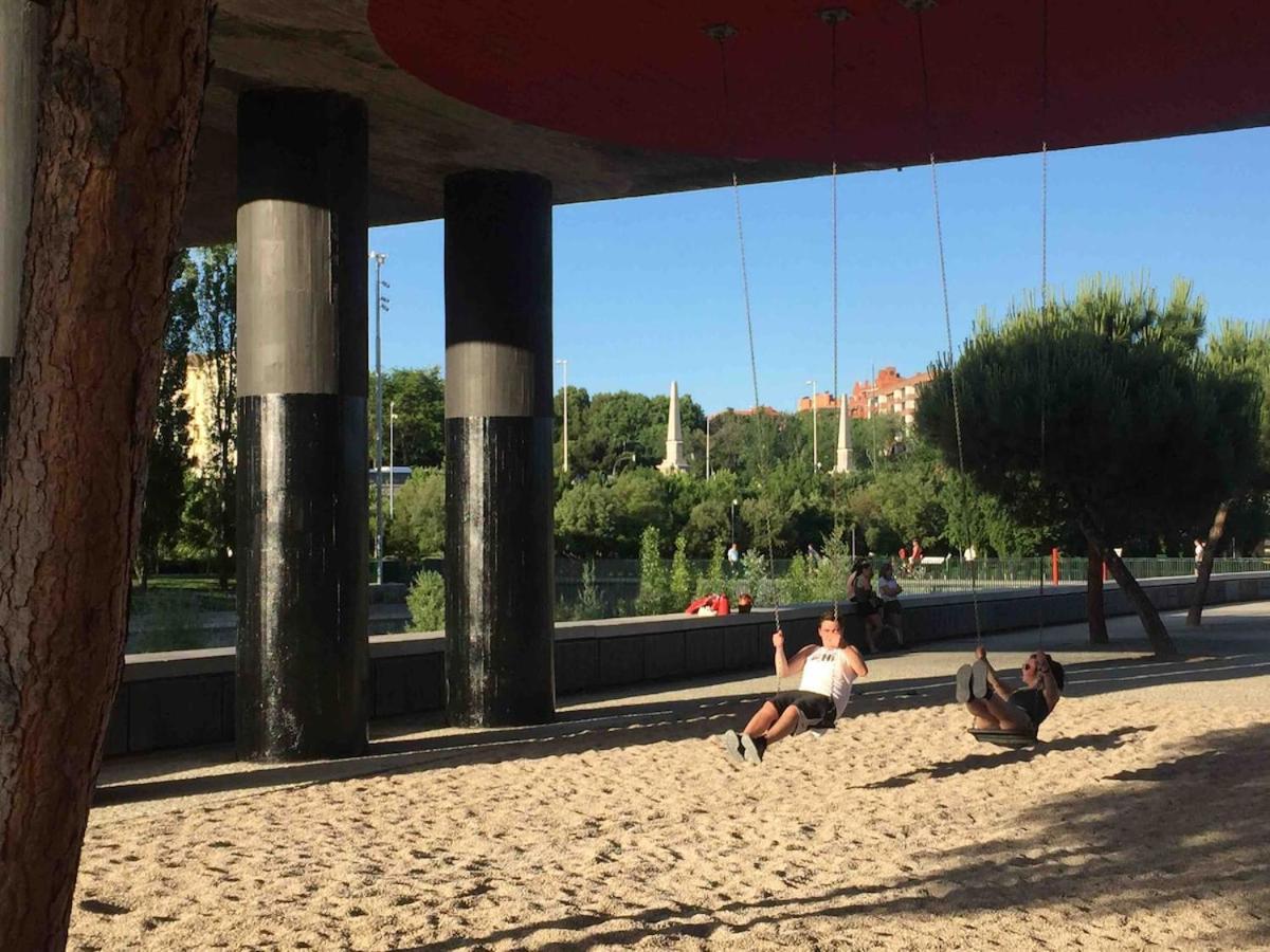 Wonderful In River, Free Parking Near By * Madrid