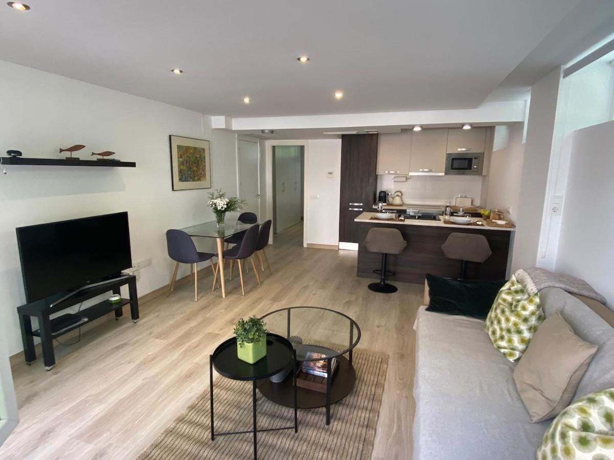 Wonderful In River, Free Parking Near By