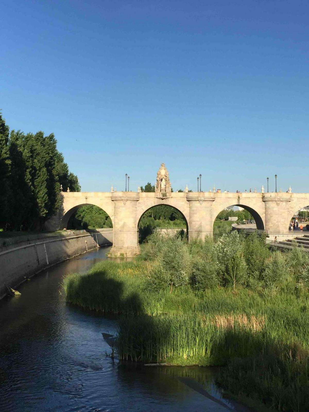 Apartment Wonderful In River, Free Parking Near By *