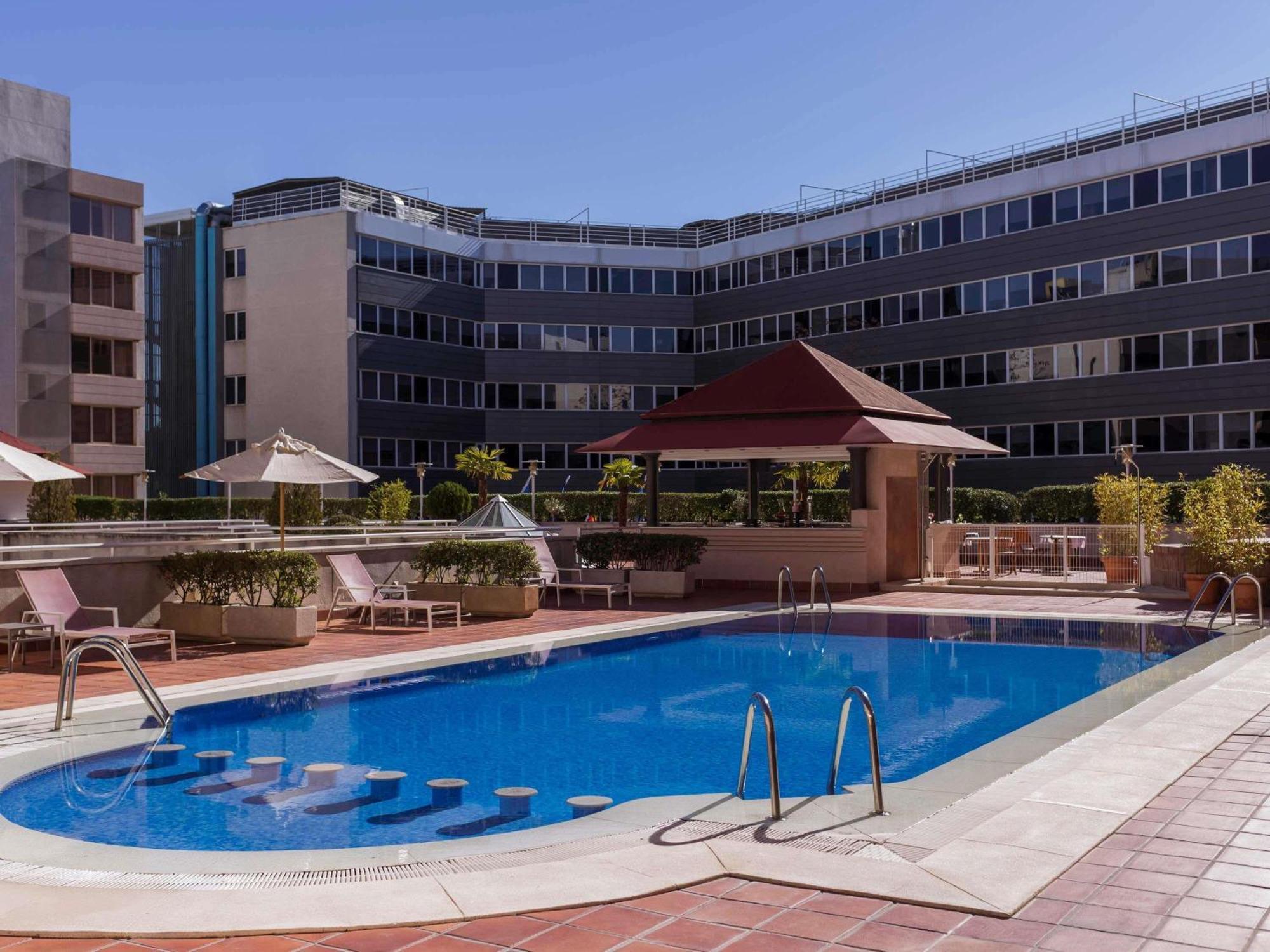 Hotel Pullman Airport&feria 4*