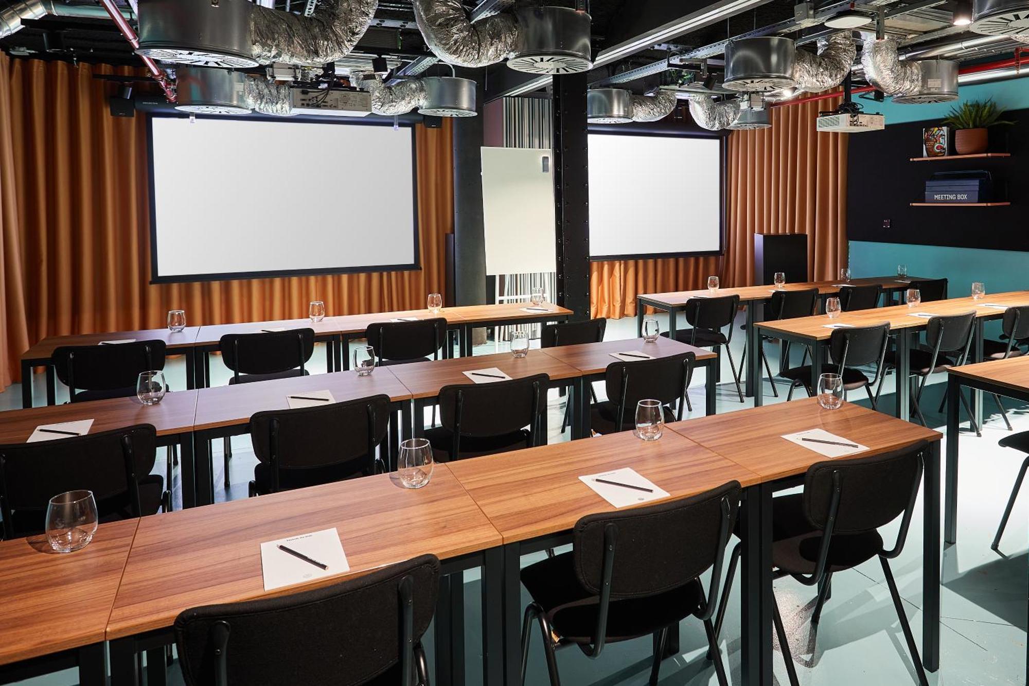 The Social Hub Hotel