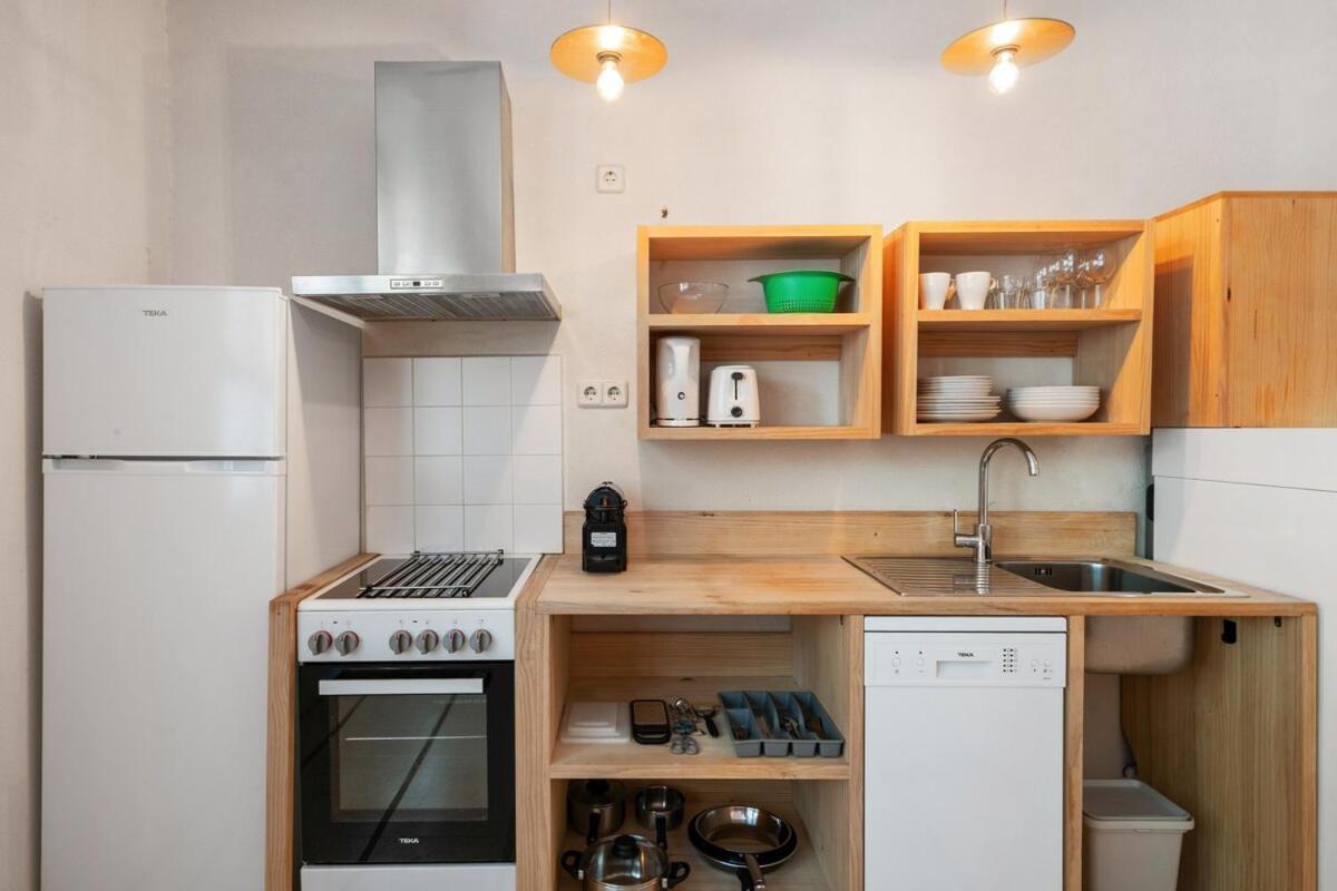 Cosy Flat With Good Connections - Luis Ruiz 2 Apartment *