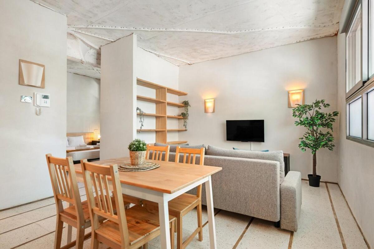 Apartment Cosy Flat With Good Connections - Luis Ruiz 2