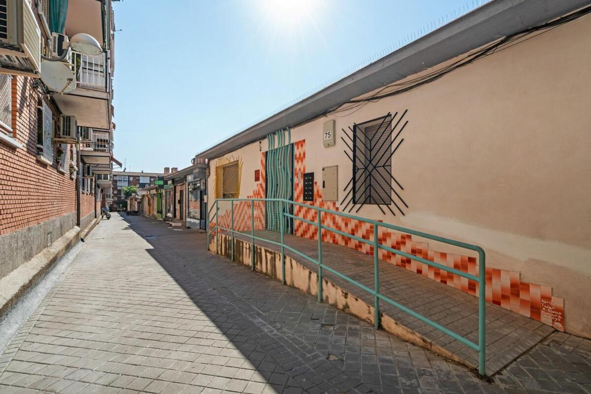 Apartment Cosy Flat With Good Connections - Luis Ruiz 2 *