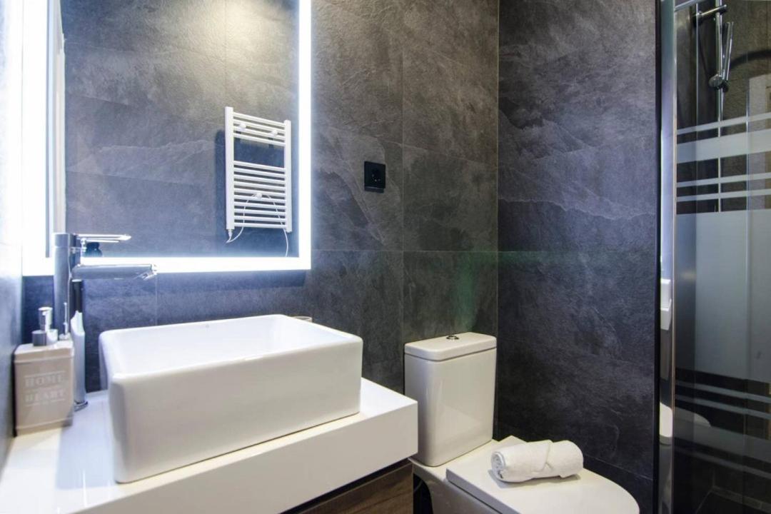 Luminoso Familiar- 2d 2b- Cava Alta Apartment Madrid