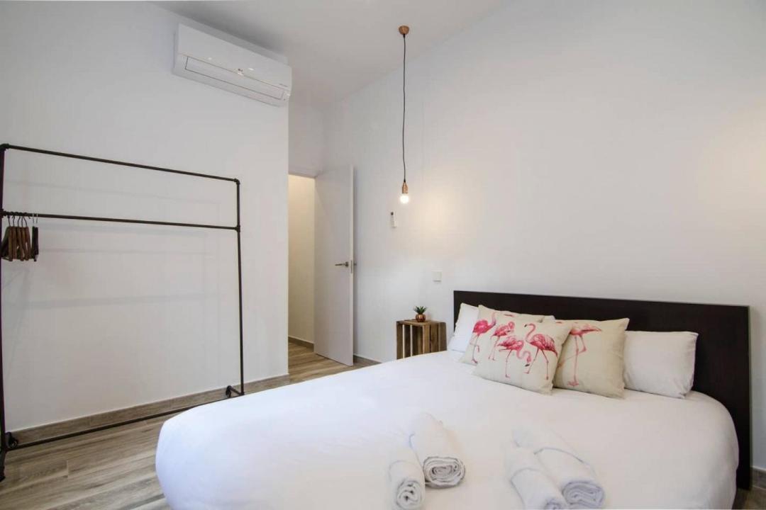 Apartment Luminoso Familiar- 2d 2b- Cava Alta Madrid