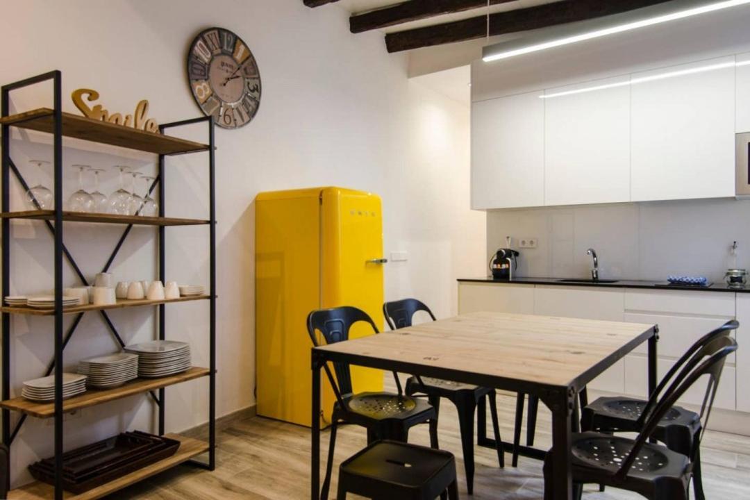 Luminoso Familiar- 2d 2b- Cava Alta Apartamento