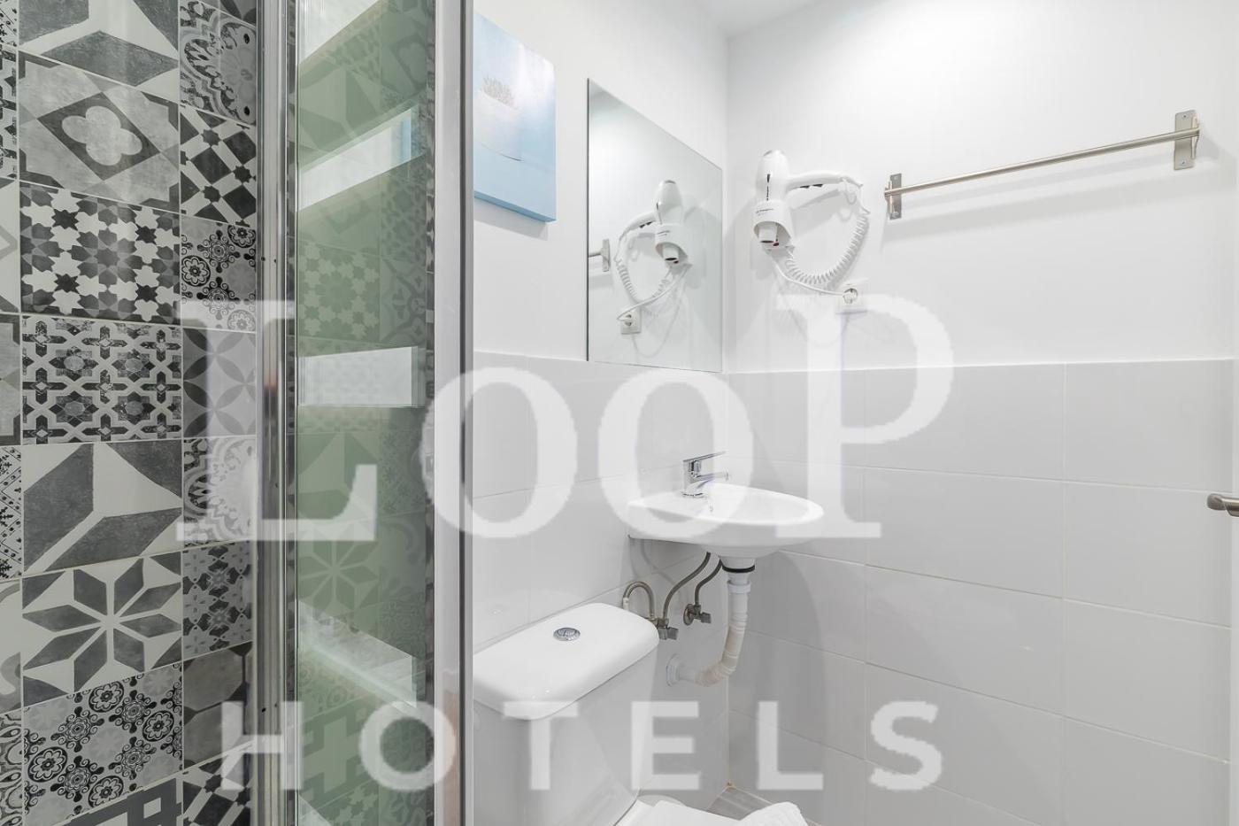 Loop America Auto-Check In Apartment Madrid