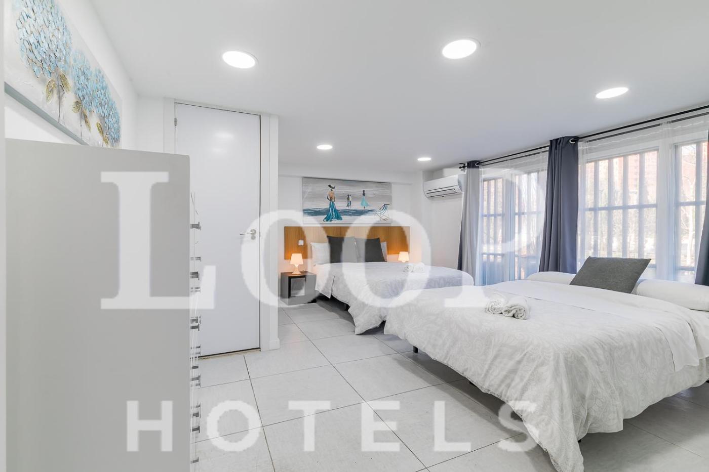 Loop America Auto-Check In Apartment