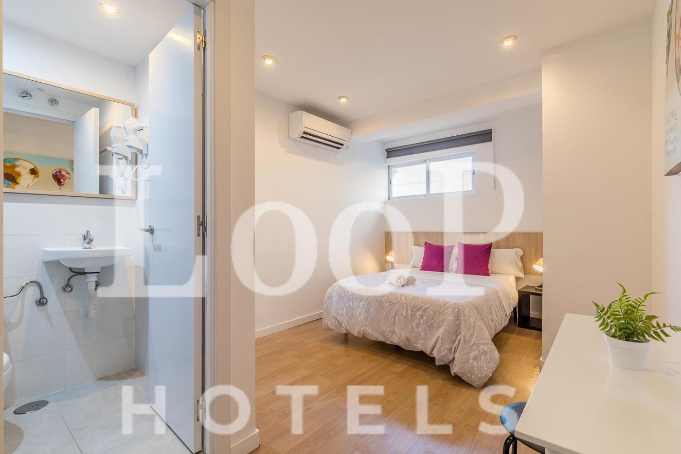 Loop America Auto-Check In Apartment
