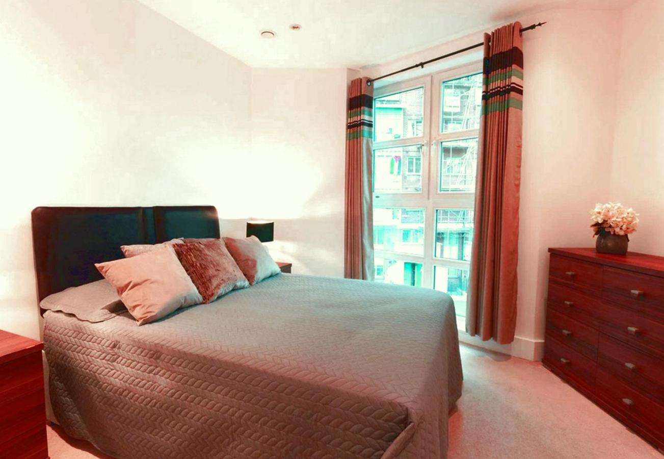 4 Bedrooms Puerta De Alcala Apartment Madrid