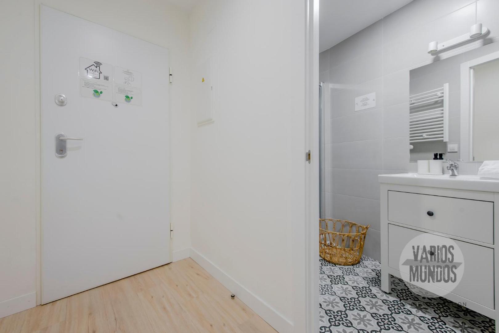 Apartamento Tradicion Para 7 Desde Tirso De Molina E1 Madri