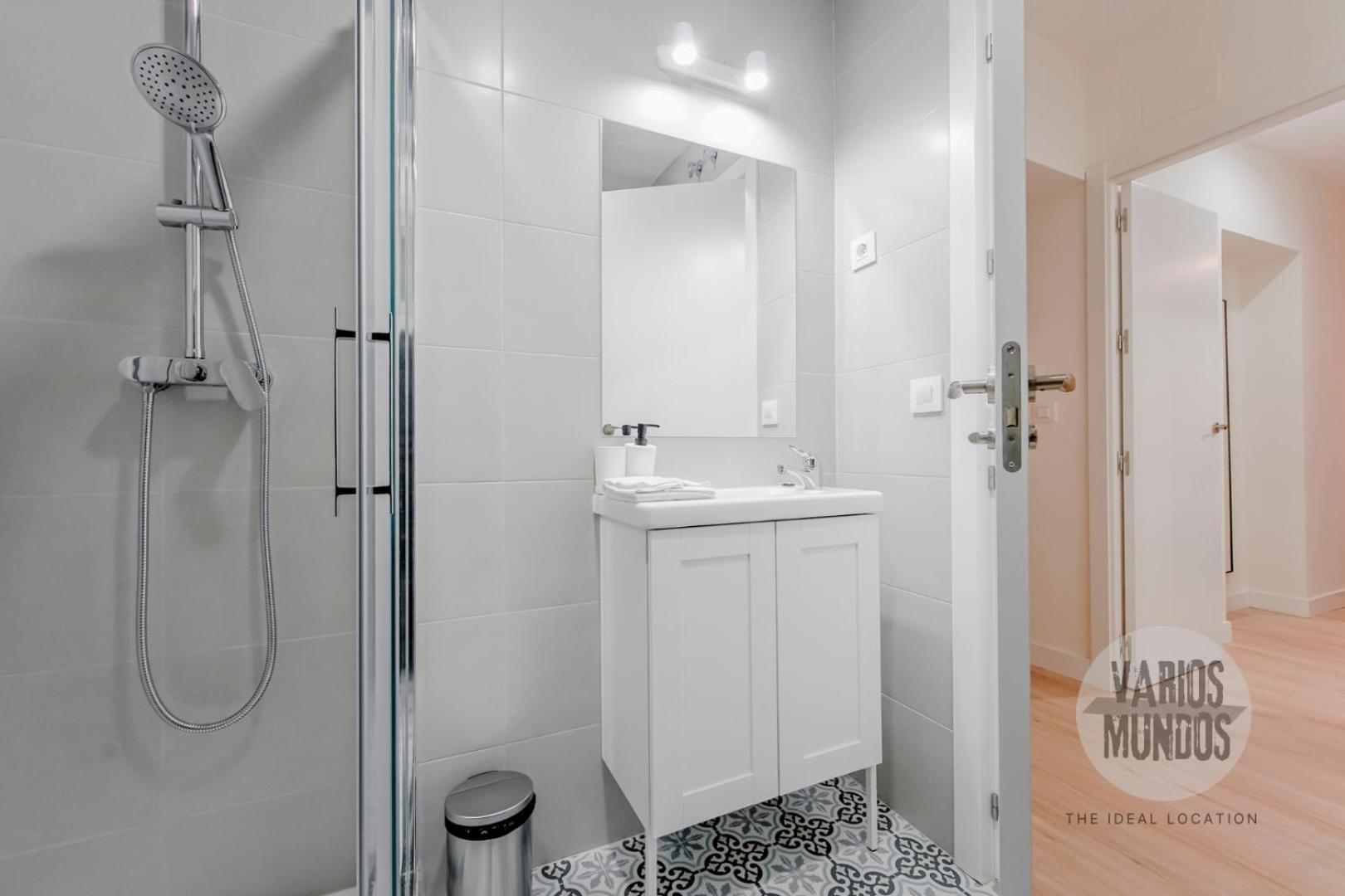Apartment Toque Tradicional 6, En Tirso De Molina E1 *
