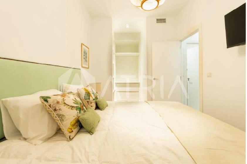 Stylish 2br Flat In Duque De Sesto Apartment *