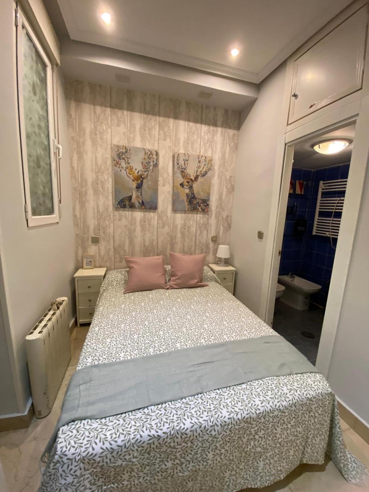 Carla Cozy Comfortable Malasana Apartment Madrid