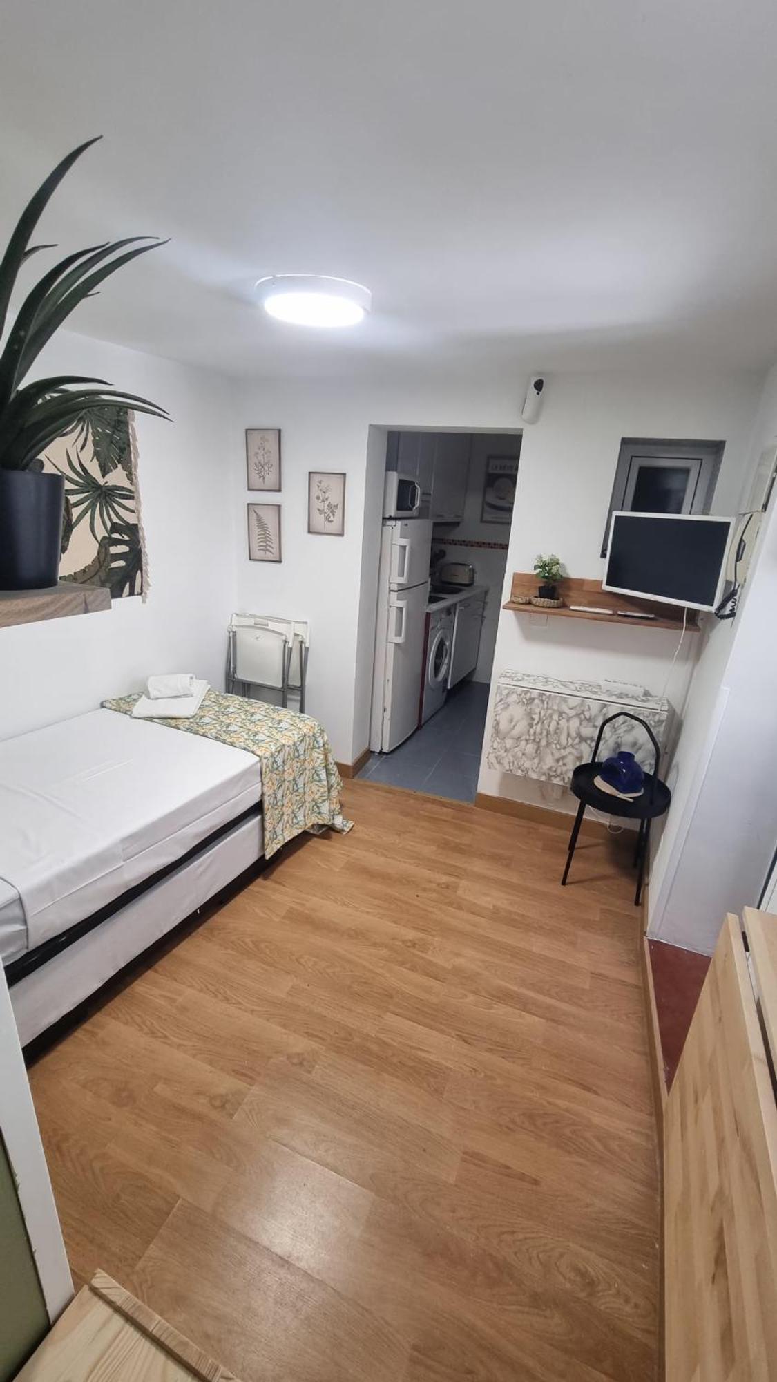 San Vicente Ferrer, Metro Tribunal, Malasana Apartamento