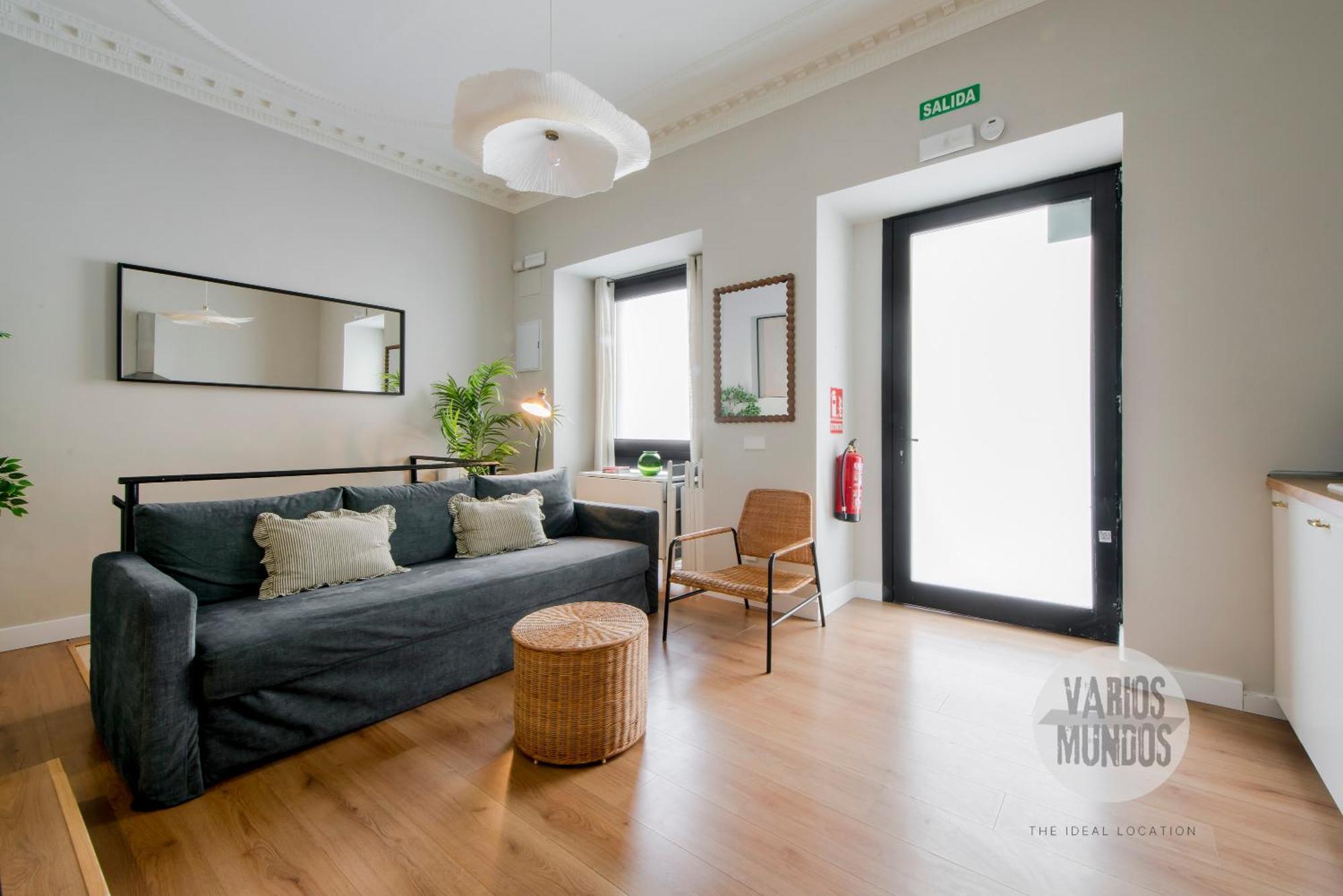 Vive El Retiro Para 7 Desde Alberto Bosch 14 E1 Apartment Madrid