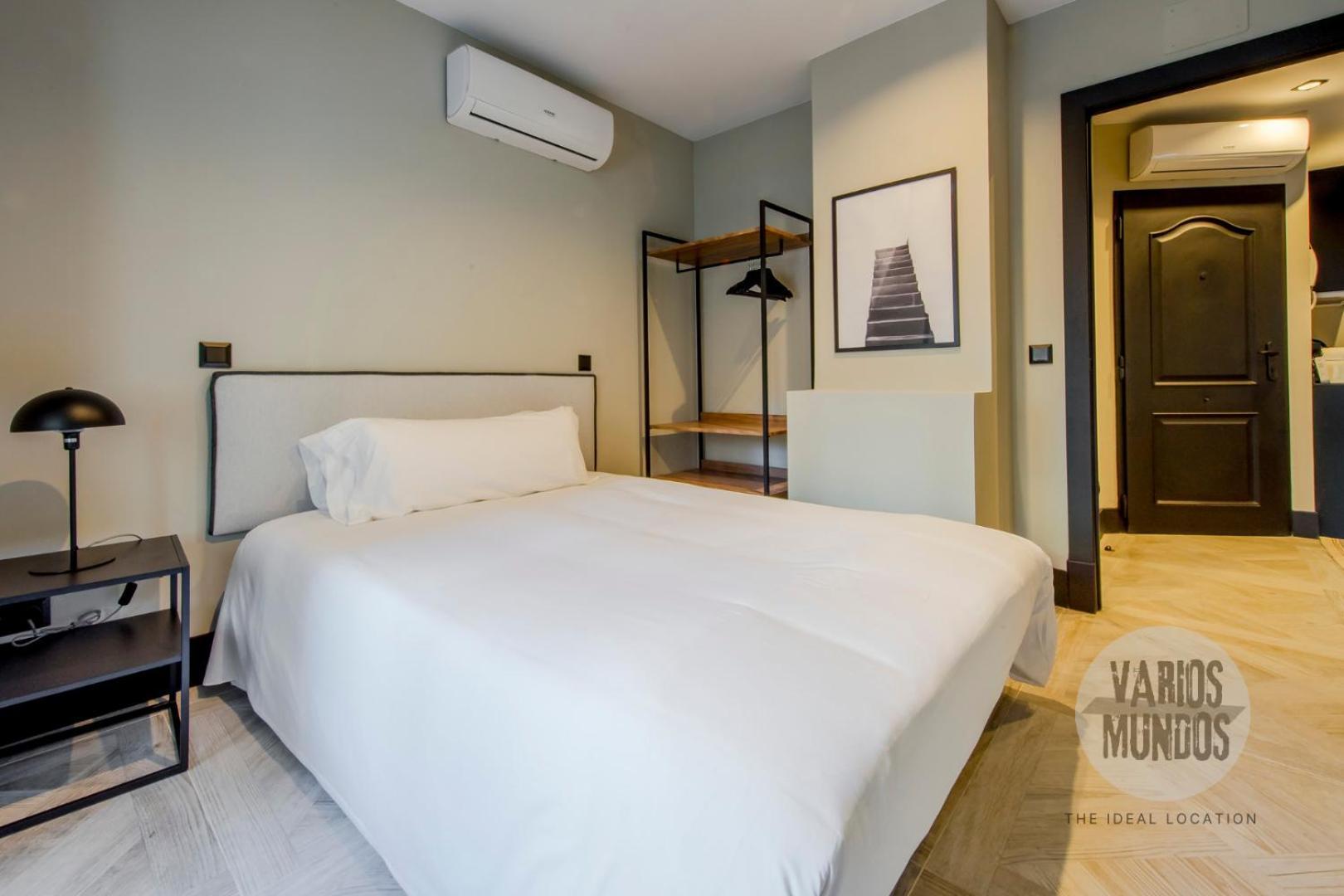 Apartment Cielo De Madrid Para 7 En Santa Ana 20 E2 *