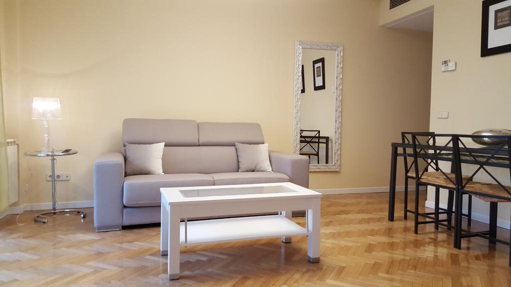Vazquez De Mella By Forever Apartment Madrid