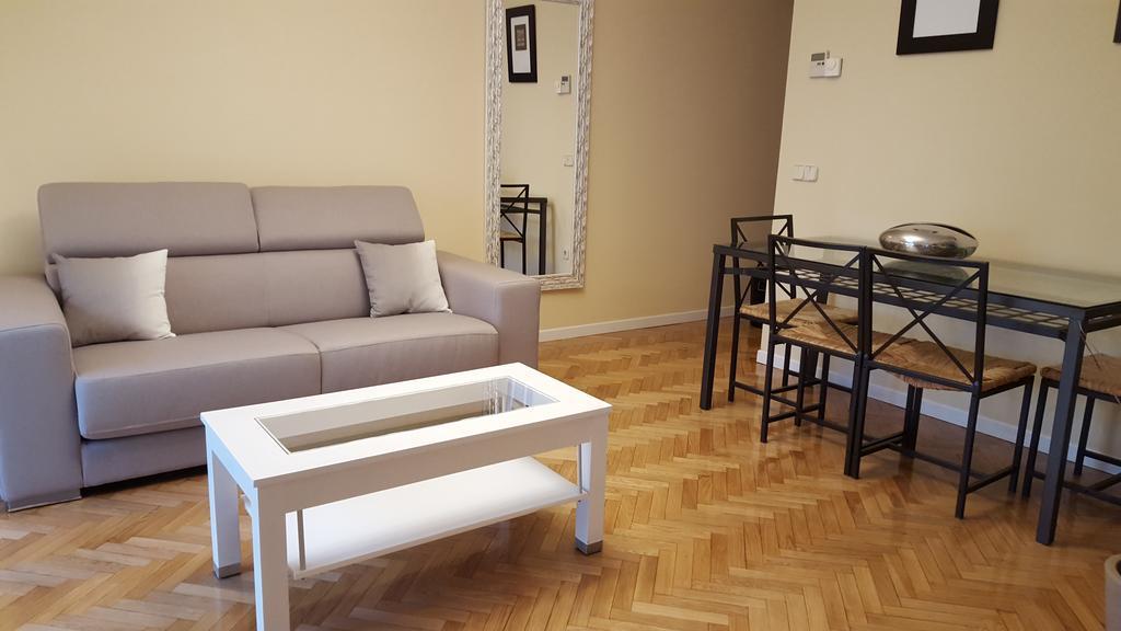 Vazquez De Mella By Forever Apartment *