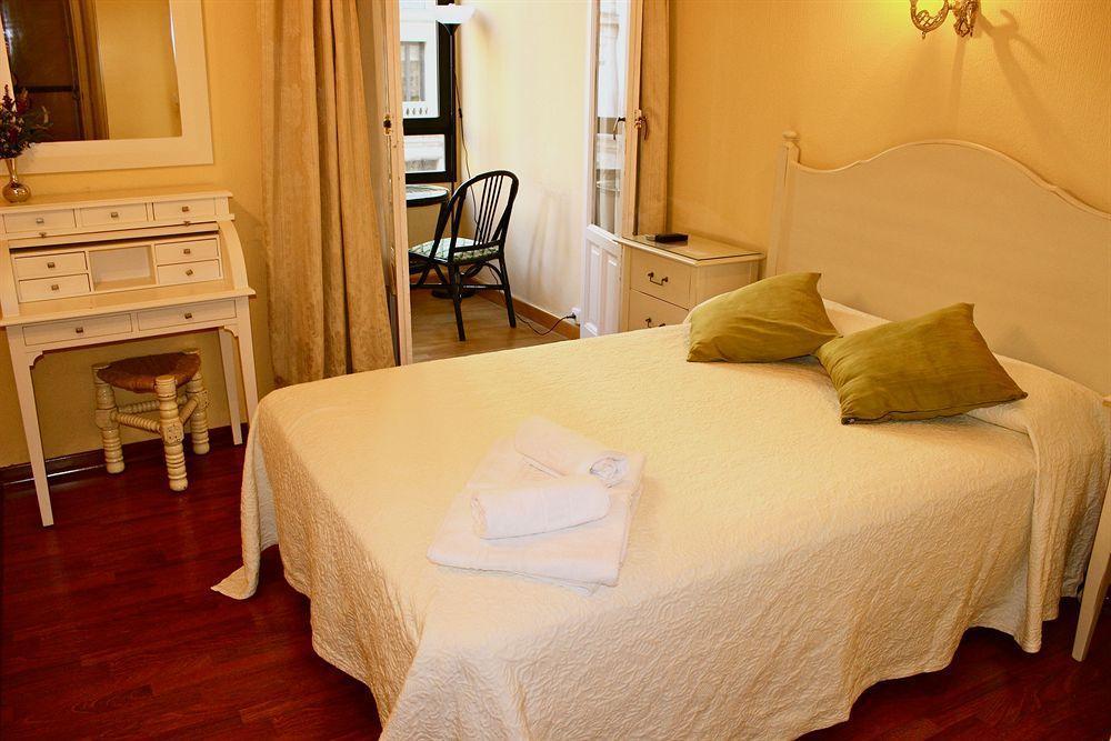 Guest house Montecarlo 2*